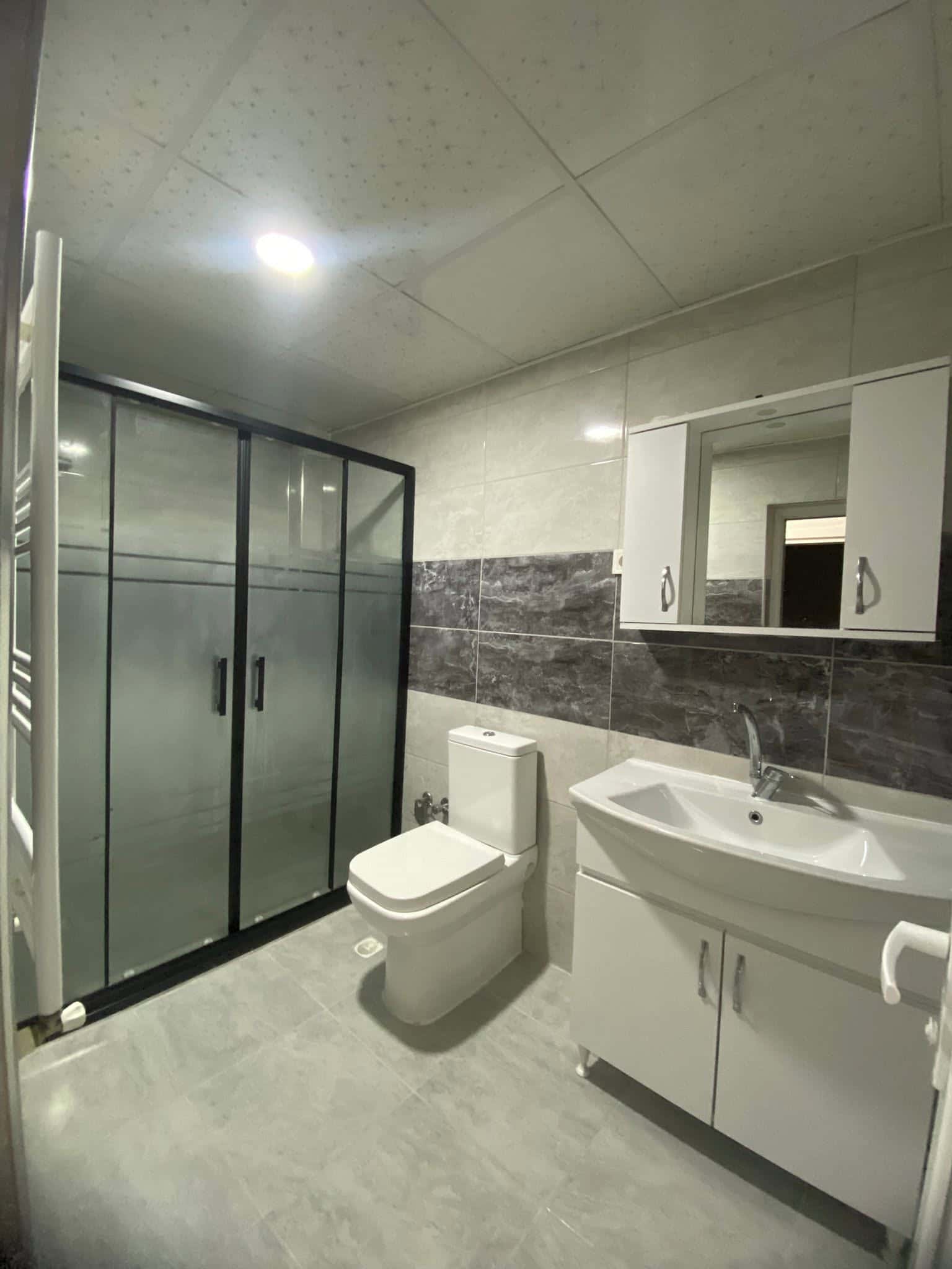 Banyo Gideri Açma - Uygun Su Tesisat Ustası