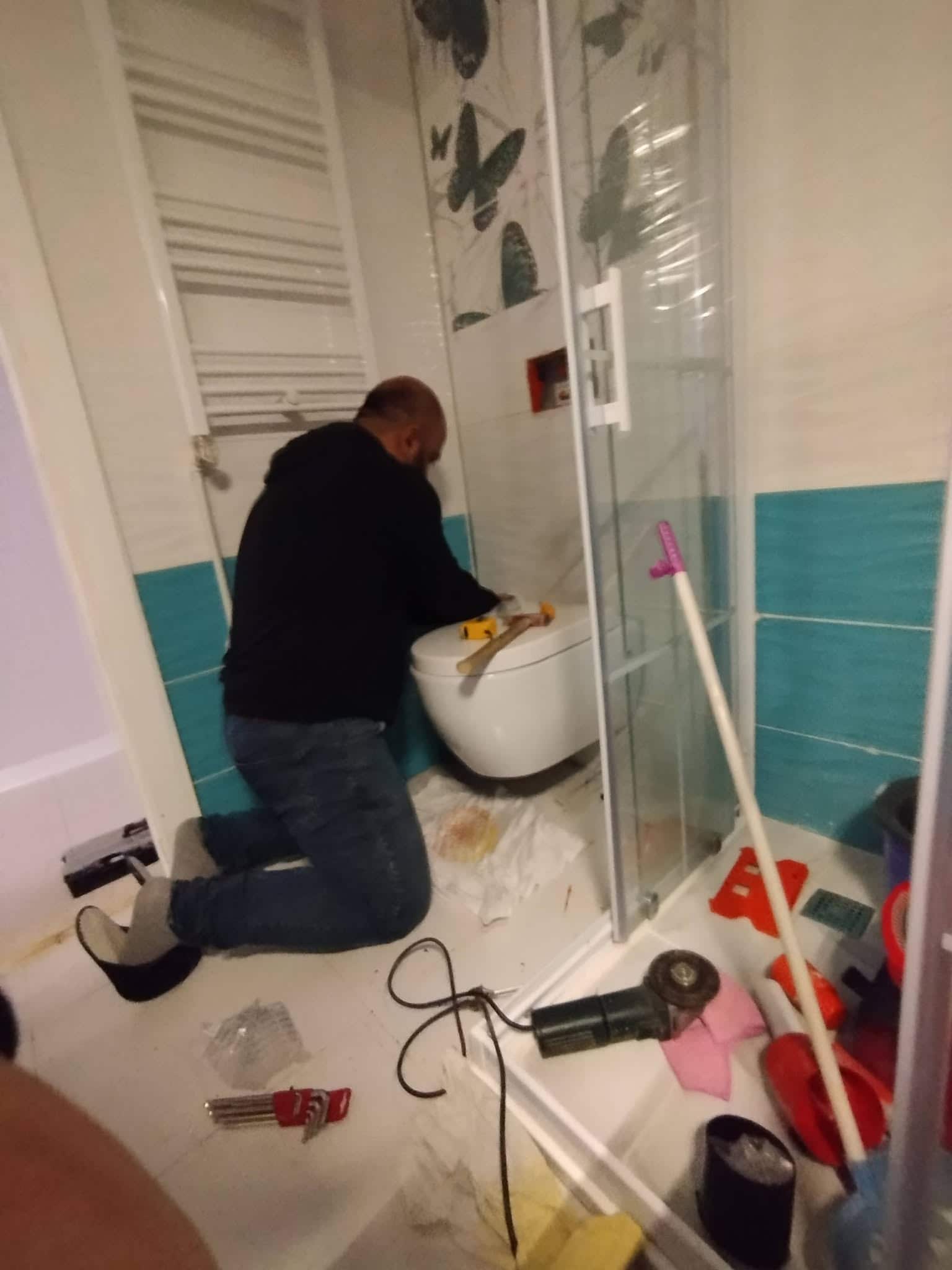 Dusakabin Gideri Acma - tesisat hizmeti ve gider kontrolü
